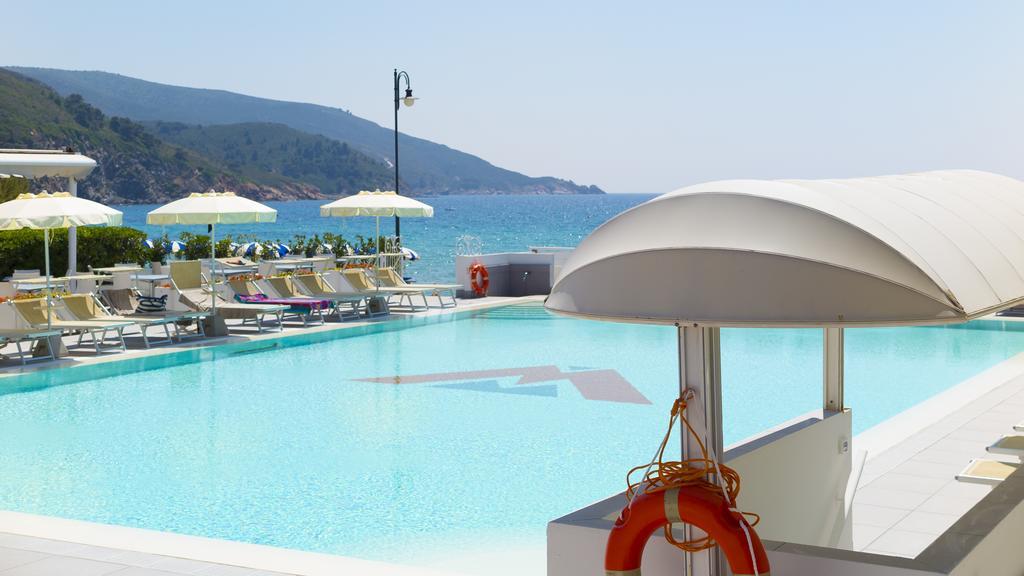 Hotel Montecristo Marina di Campo Zewnętrze zdjęcie