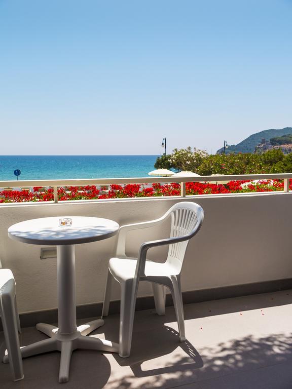 Hotel Montecristo Marina di Campo Zewnętrze zdjęcie
