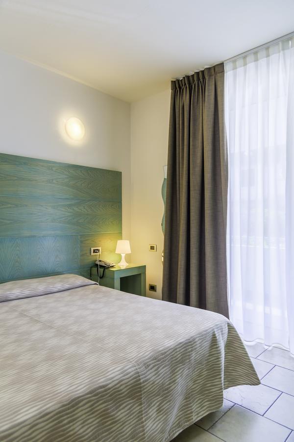 Hotel Montecristo Marina di Campo Zewnętrze zdjęcie