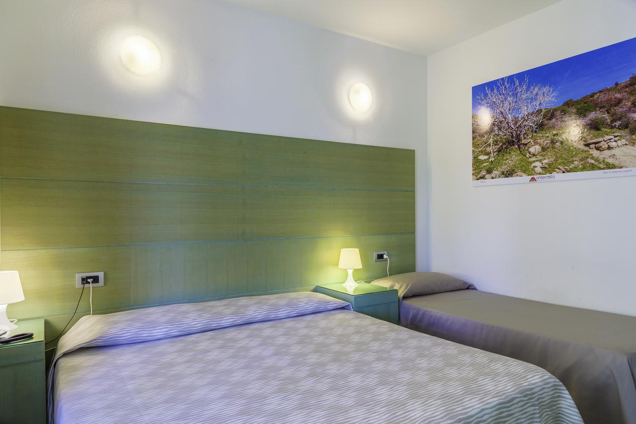Hotel Montecristo Marina di Campo Zewnętrze zdjęcie