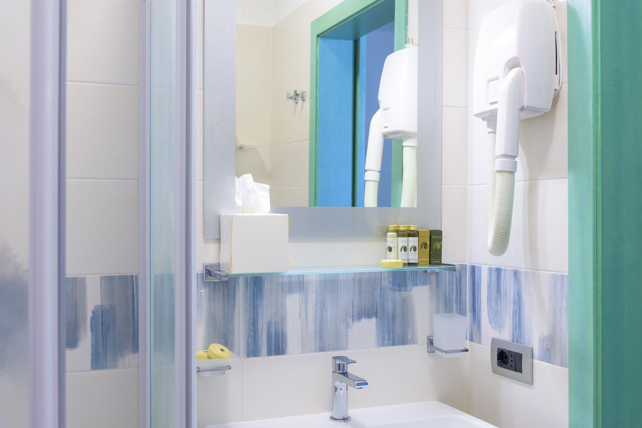 Hotel Montecristo Marina di Campo Zewnętrze zdjęcie